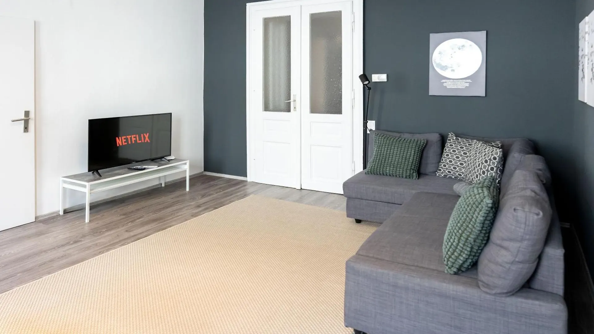 Comfortable Spacious Apartment By Hanovermarkt & The Danube Vienna